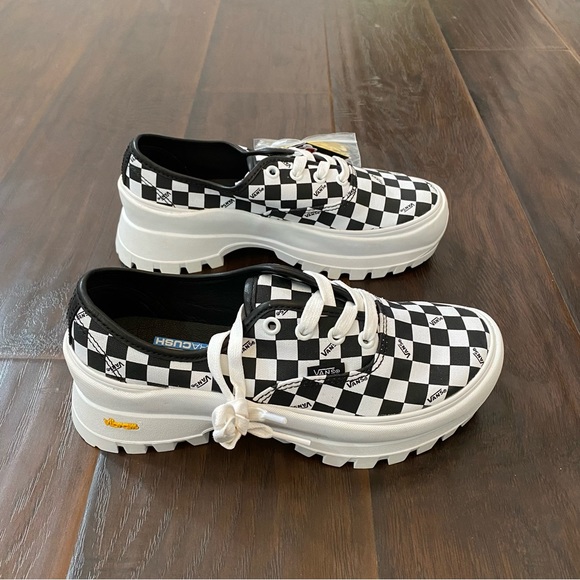 Vans Vibram Ultracush Platform Checkerboard Pattern With Extra Laces Size Varies - Picture 2 of 9
